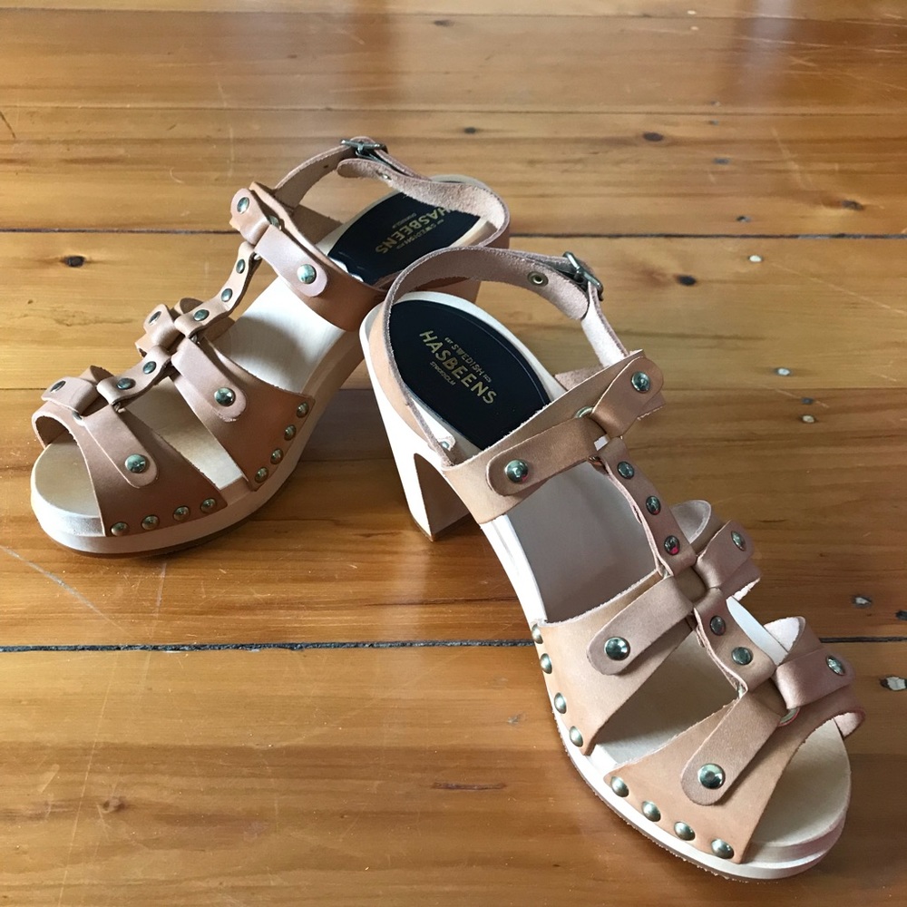 NIB - Swedish Hasbeens “Brassy” Sandals Clogs 37